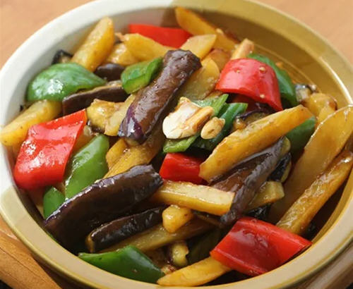 青椒茄子炒土豆1 青椒茄子炒土豆1